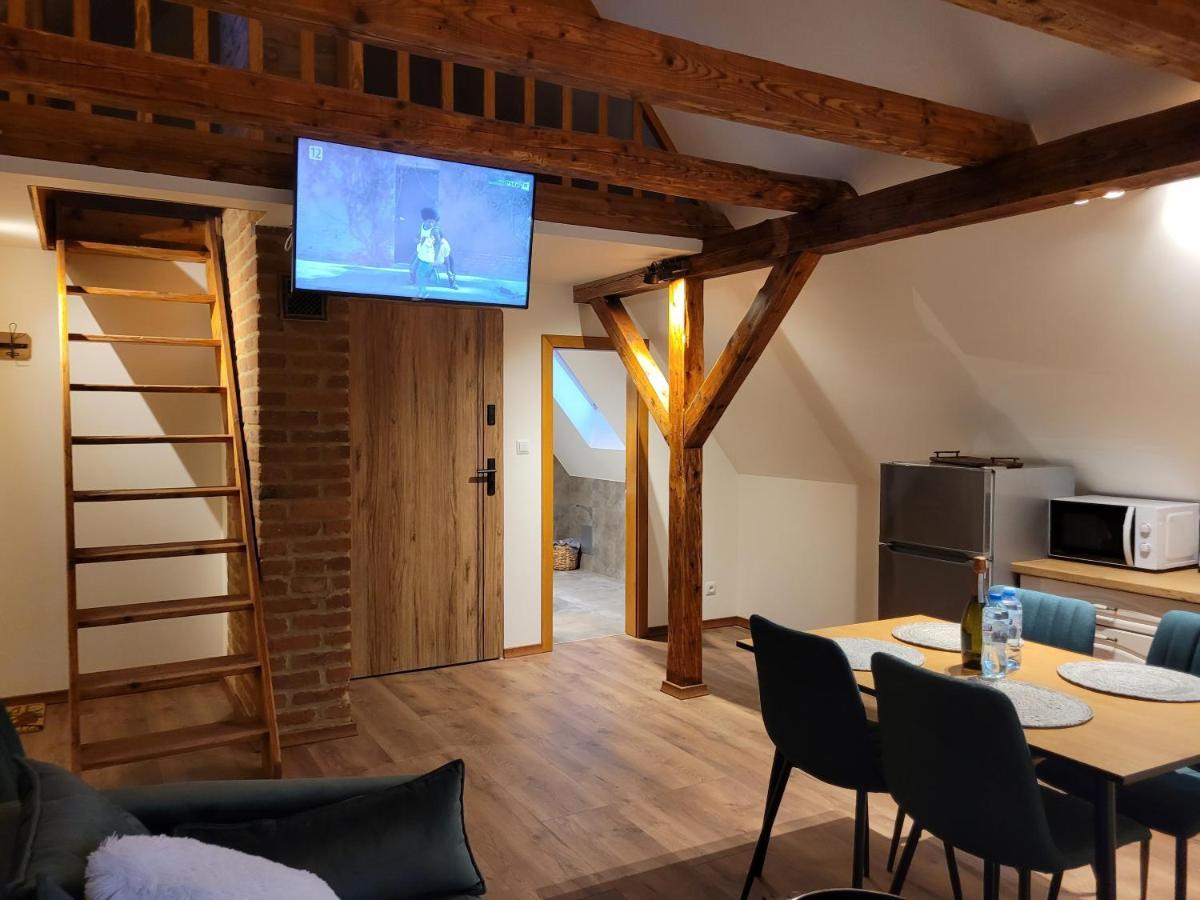 Apartamenty Komarno 46 Jacuzzi&Sauna المظهر الخارجي الصورة