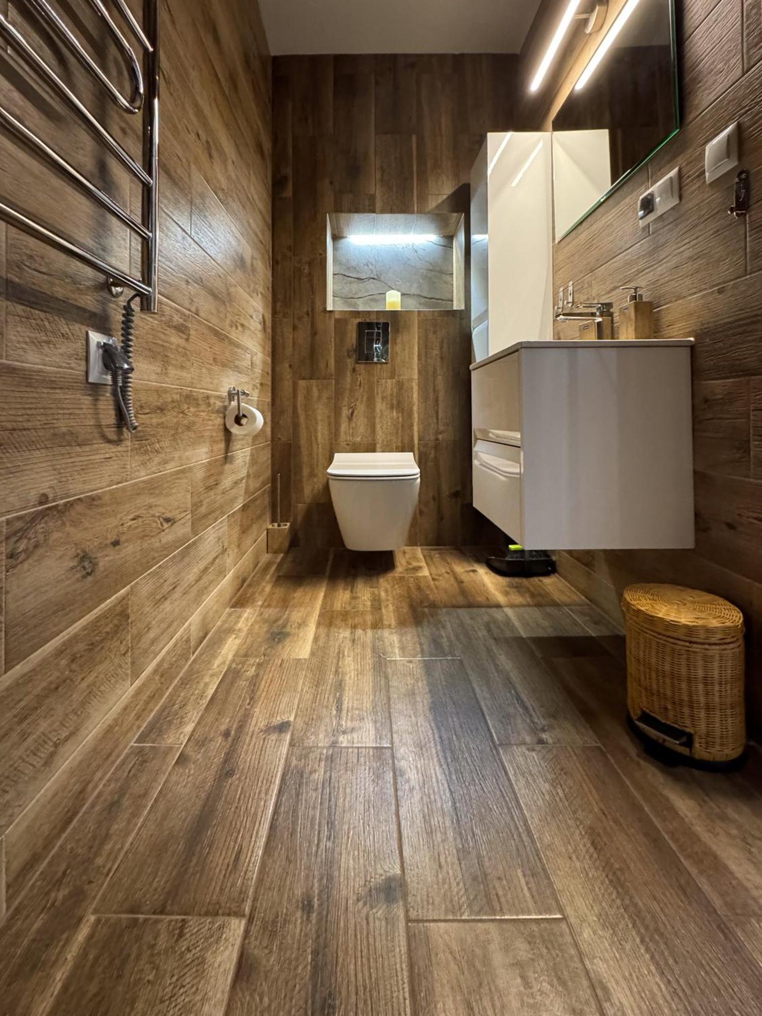Apartamenty Komarno 46 Jacuzzi&Sauna المظهر الخارجي الصورة