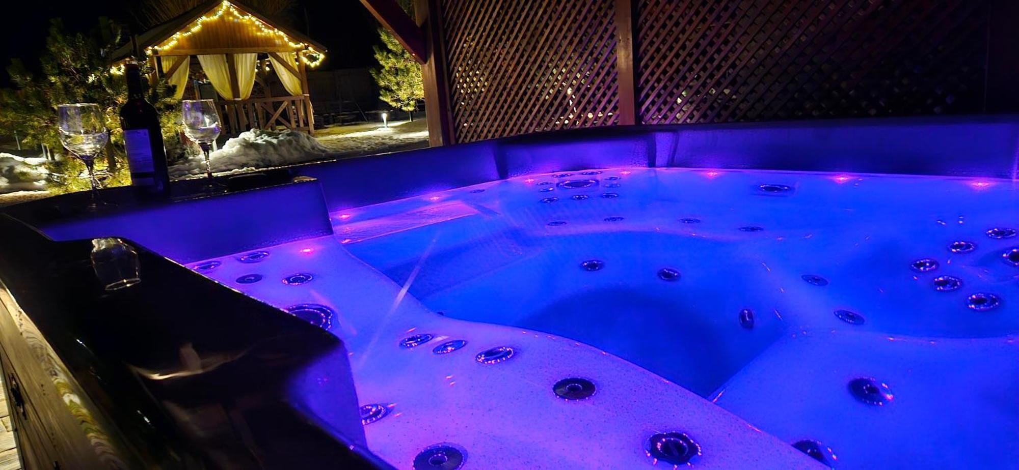 Apartamenty Komarno 46 Jacuzzi&Sauna المظهر الخارجي الصورة